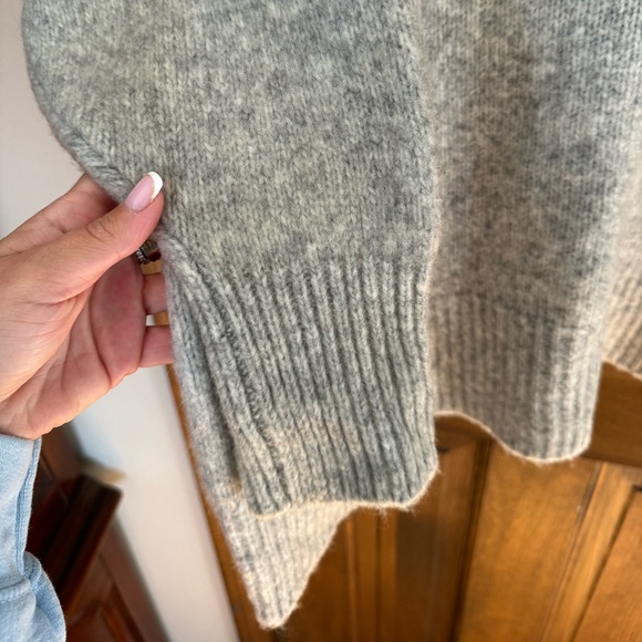 Zara Knit Oversized Wool Blend Crewneck Sweater - Picture 4 of 4